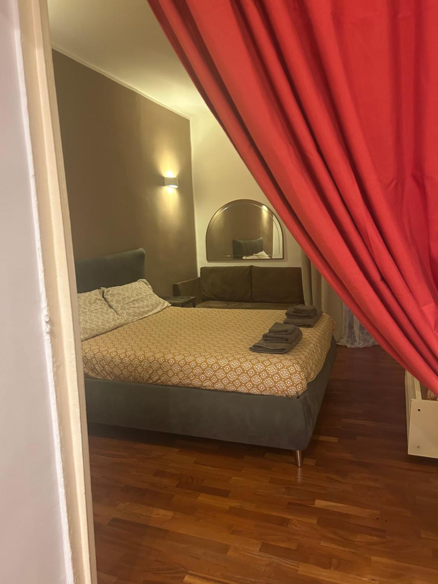Anni Apartment Chiaia Napels Buitenkant foto